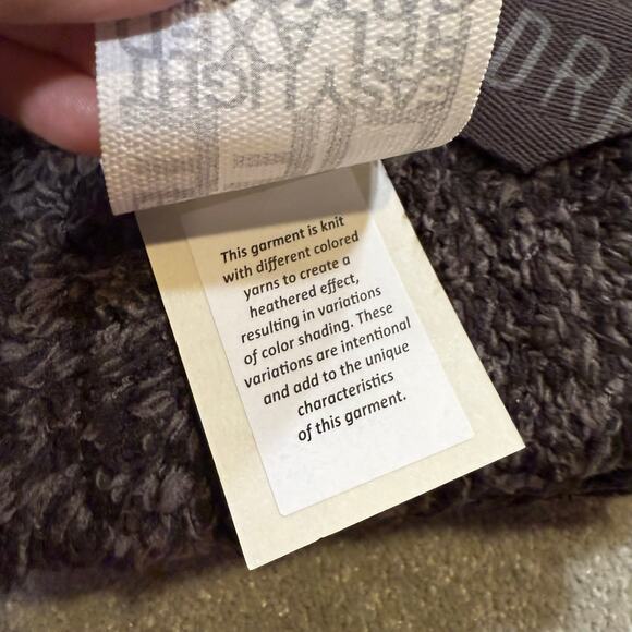 Barefoot Dreams NWT CozyChic Pom Pom Beanie Scarf Set Espresso Cocoa Dark Brown - Picture 8 of 10